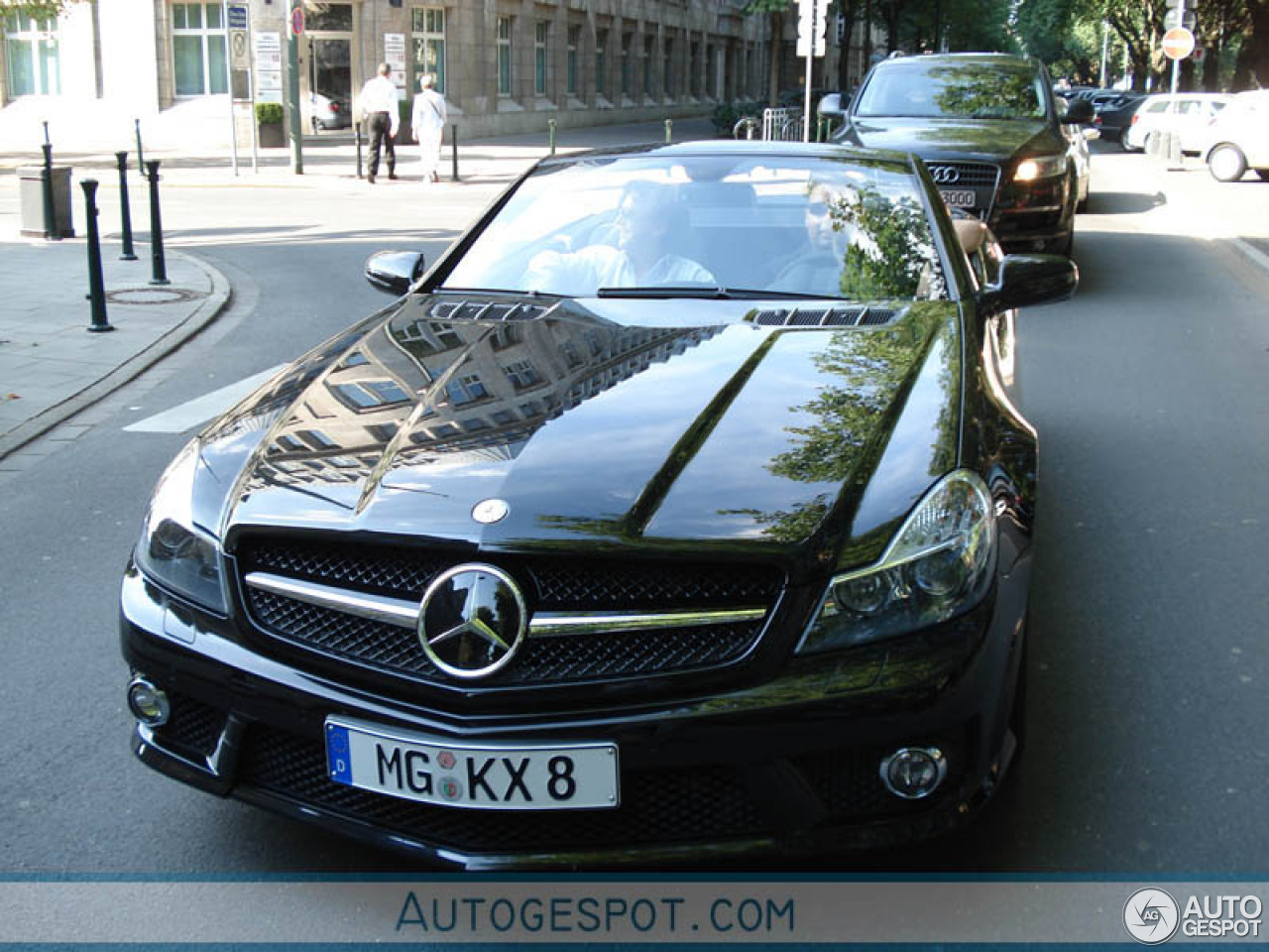 Mercedes-Benz SL 63 AMG