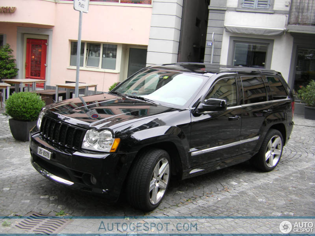 Jeep Grand Cherokee SRT-8 2005