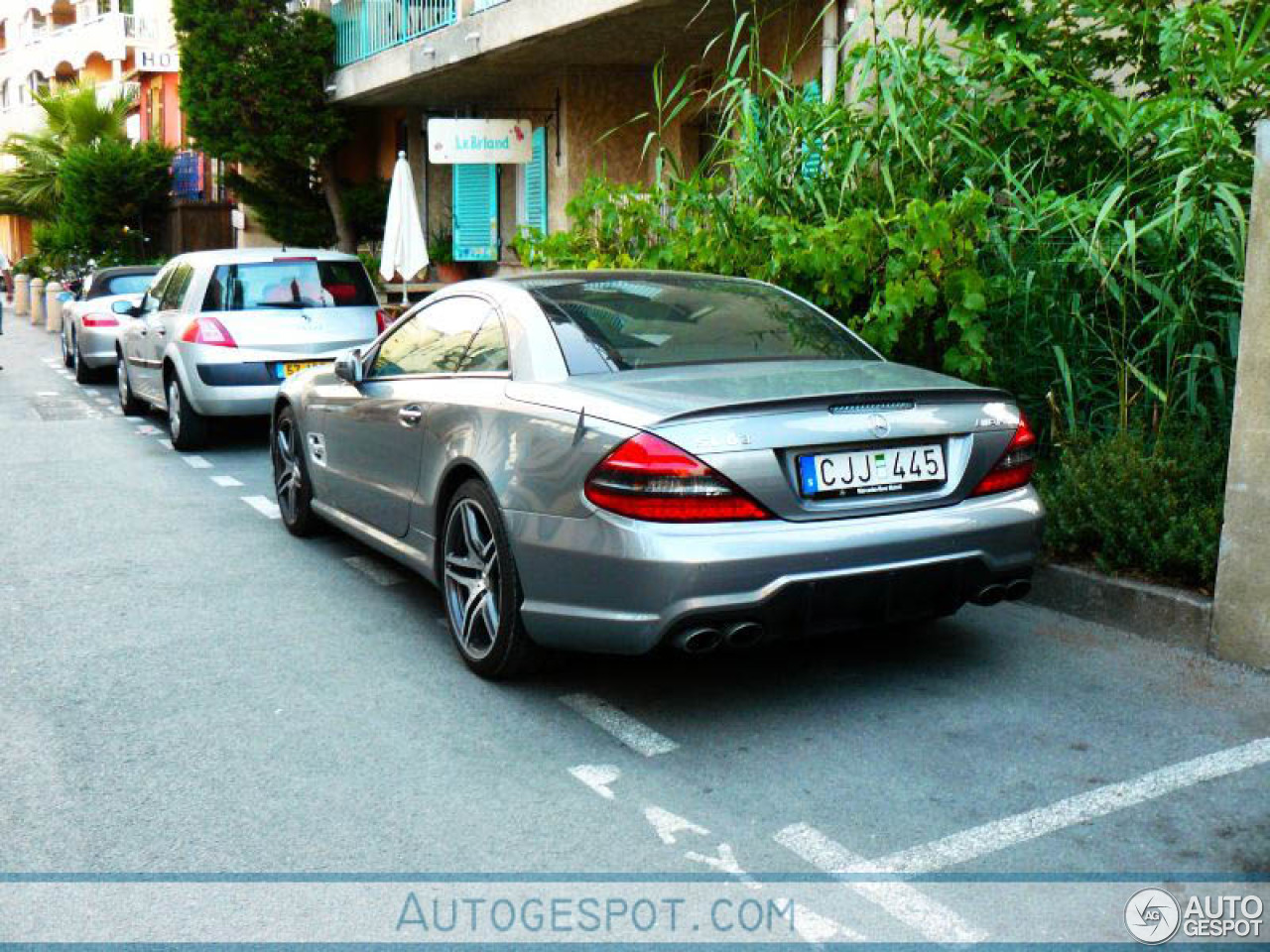 Mercedes-Benz SL 63 AMG