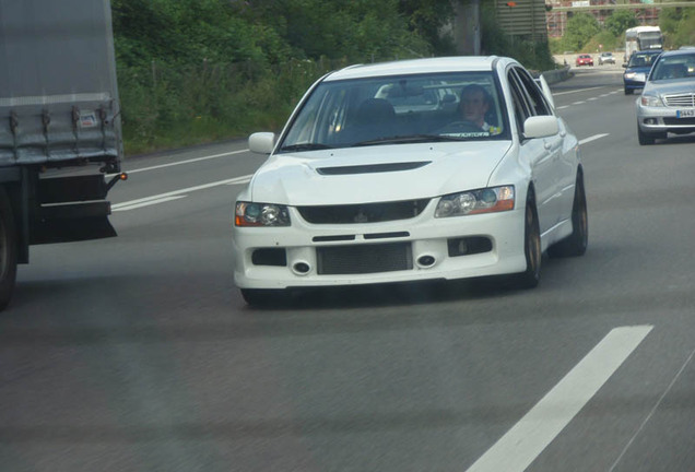 Mitsubishi Lancer Evolution IX