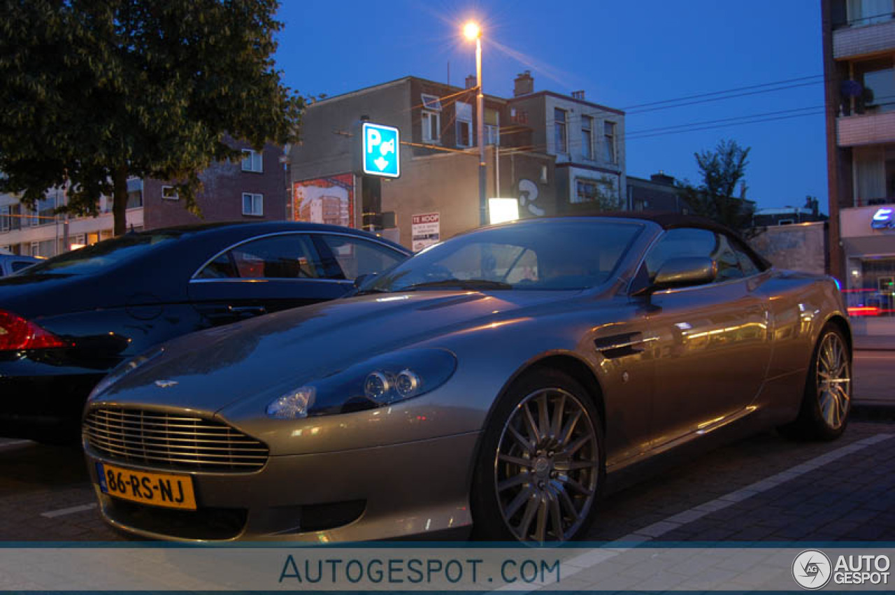 Aston Martin DB9 Volante