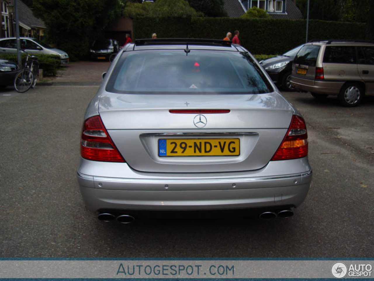 Mercedes-Benz E 55 AMG