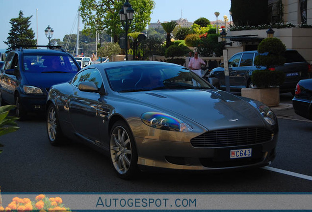 Aston Martin DB9