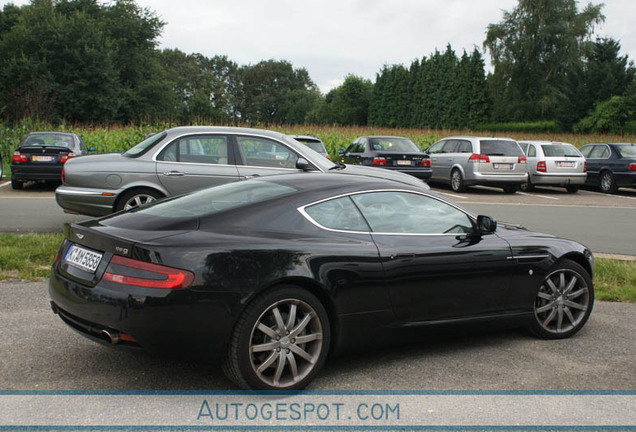 Aston Martin DB9