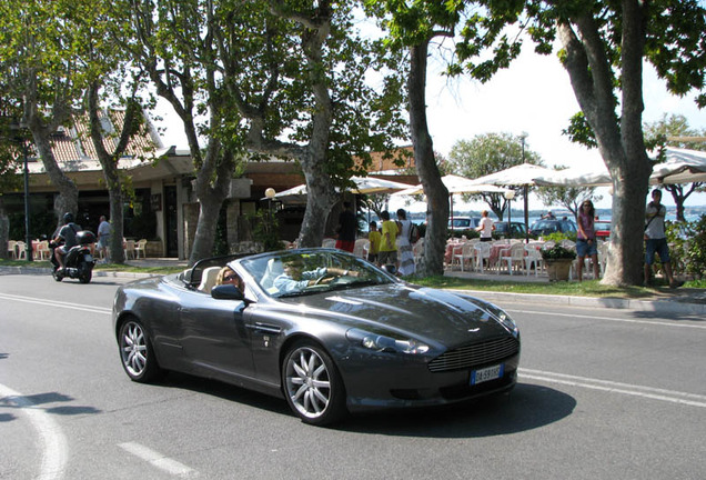 Aston Martin DB9 Volante