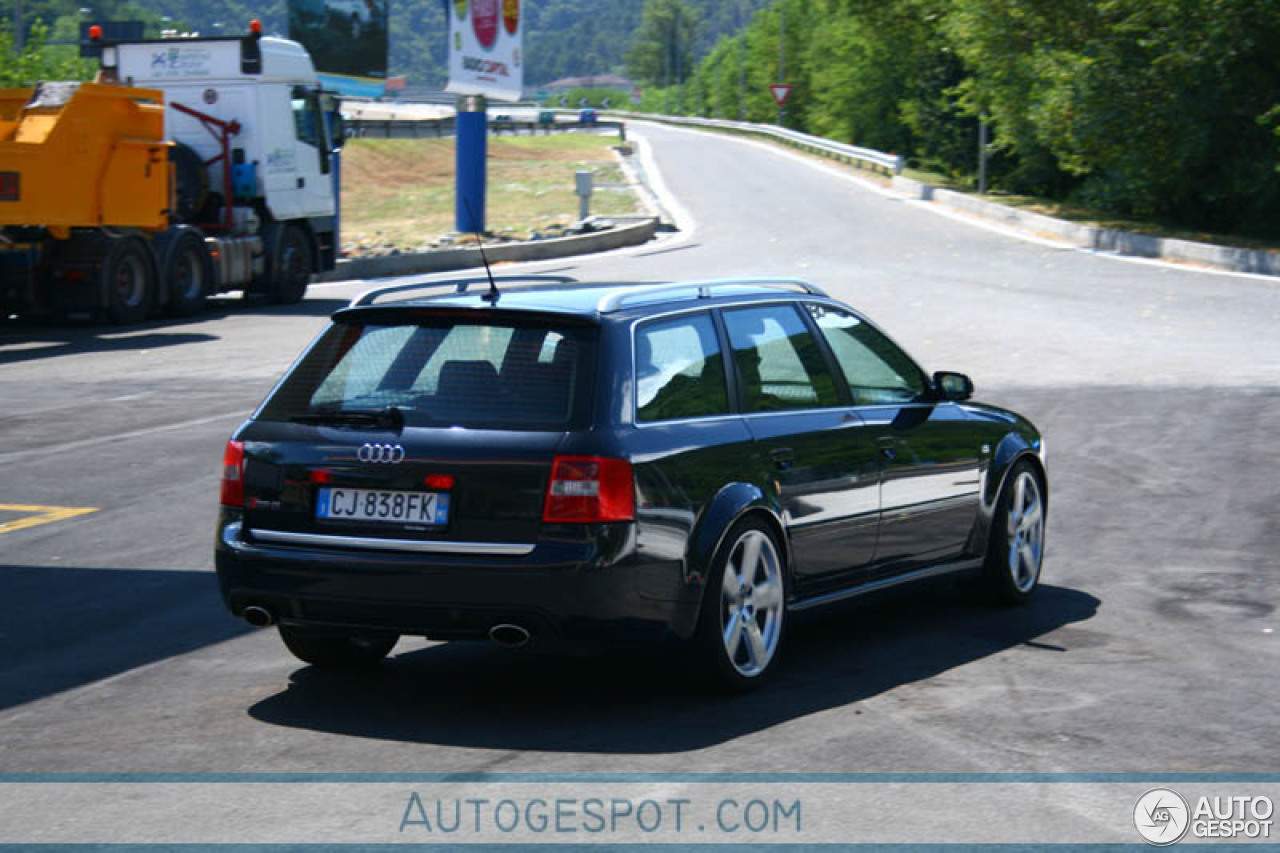 Audi RS6 Avant C5