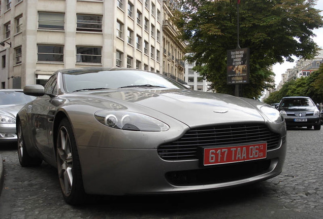 Aston Martin V8 Vantage