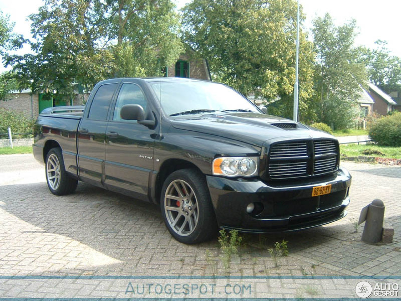 Dodge RAM SRT-10 Quad-Cab