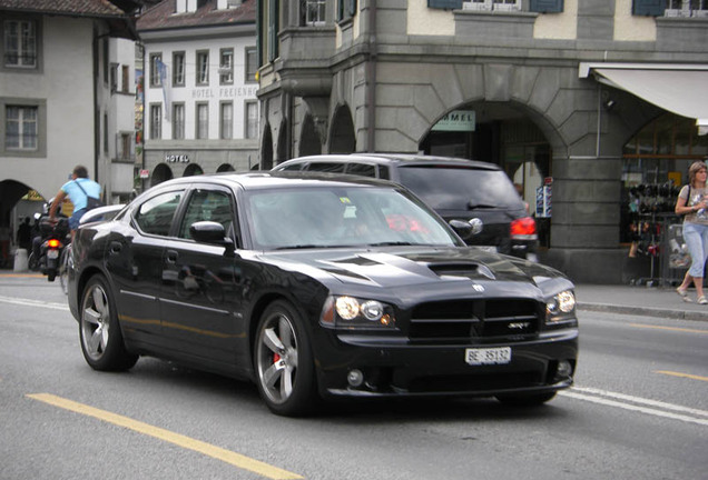 Dodge Charger SRT-8