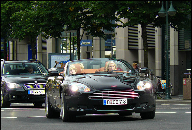 Aston Martin DB9 Volante