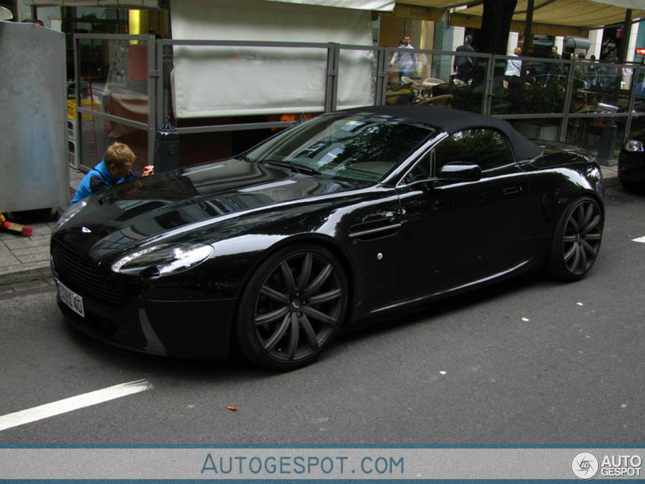 Aston Martin V8 Vantage Roadster