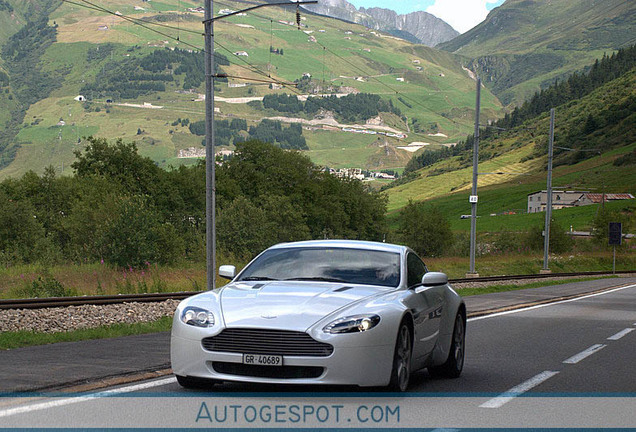 Aston Martin V8 Vantage