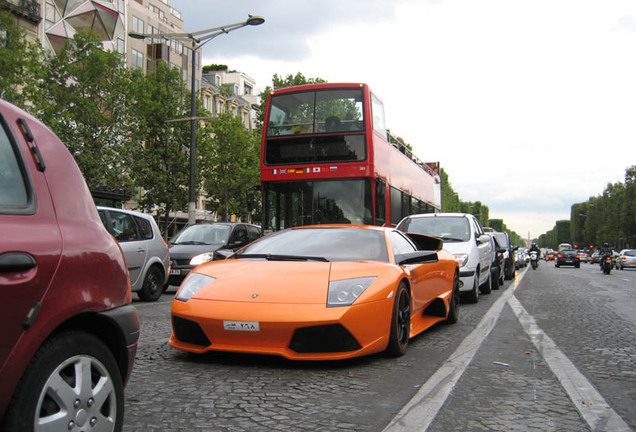 Lamborghini Murciélago LP640