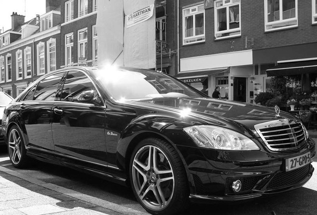 Mercedes-Benz S 63 AMG W221