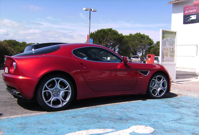 Alfa Romeo 8C Competizione