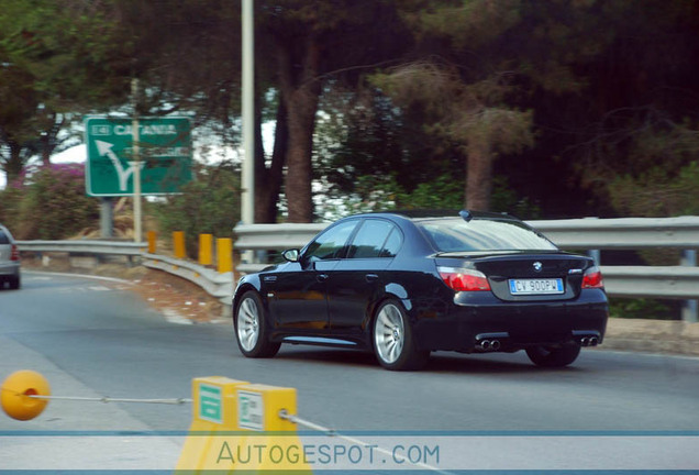 BMW M5 E60 2005