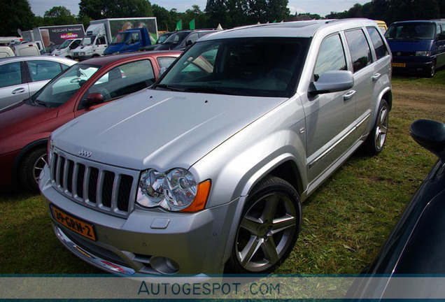 Jeep Grand Cherokee SRT-8 2005