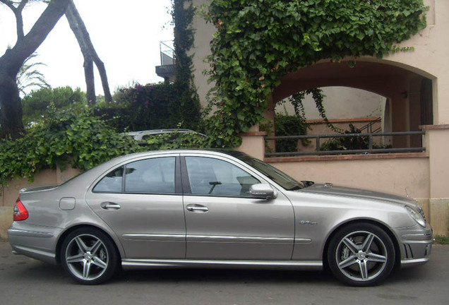 Mercedes-Benz E 63 AMG