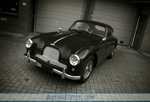 Aston Martin DB2/4 MKI