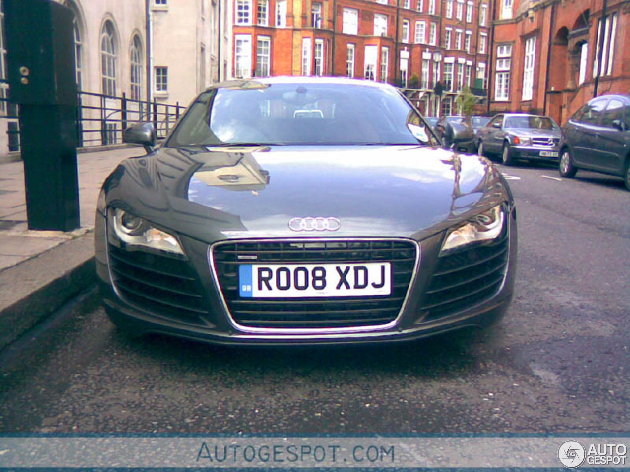 Audi R8