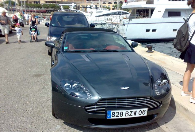 Aston Martin V8 Vantage Roadster