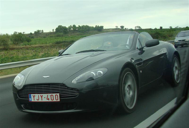 Aston Martin V8 Vantage Roadster