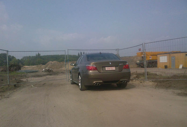 BMW M5 E60 2005