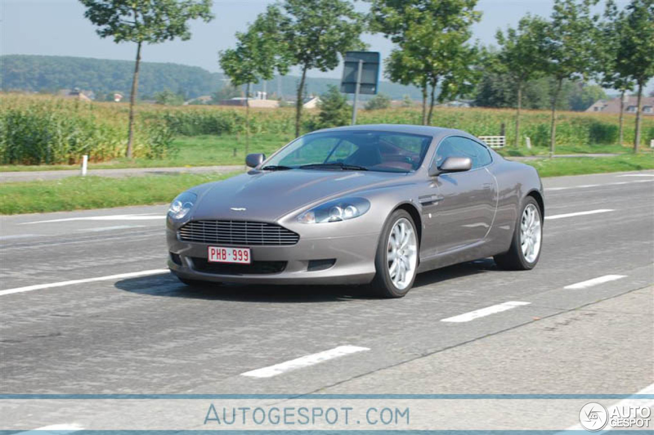 Aston Martin DB9