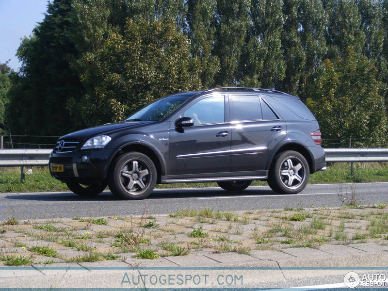 Mercedes-Benz ML 63 AMG W164