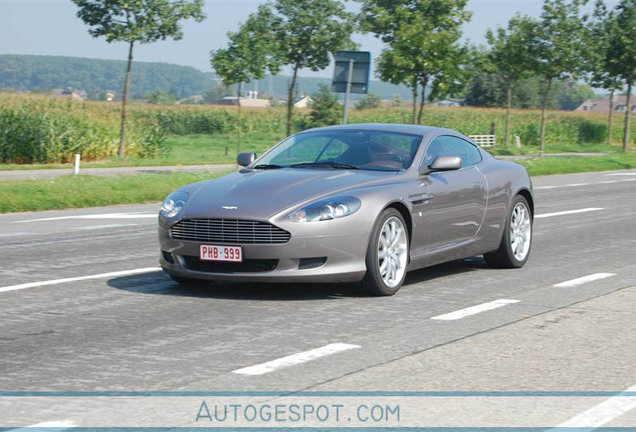 Aston Martin DB9