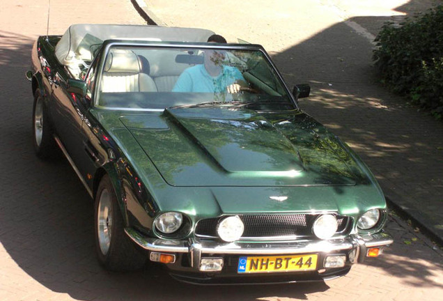 Aston Martin V8 Vantage Volante POW