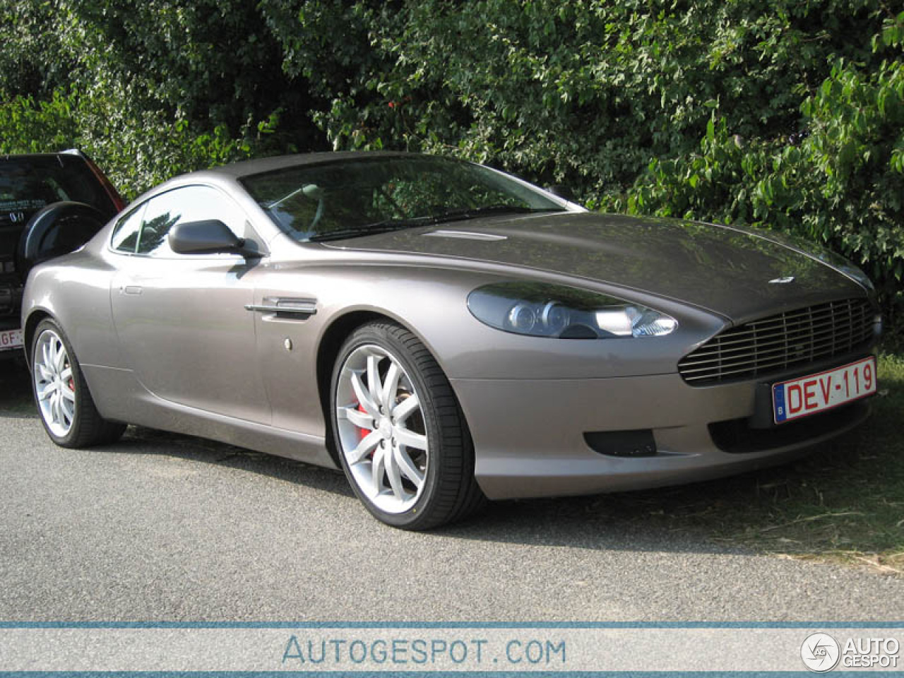 Aston Martin DB9