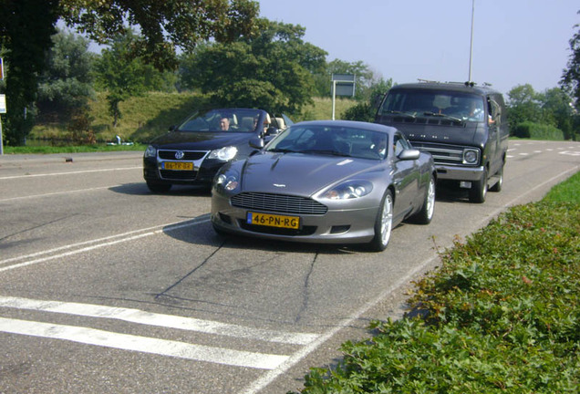 Aston Martin DB9