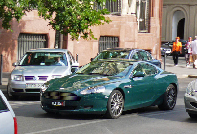 Aston Martin DB9