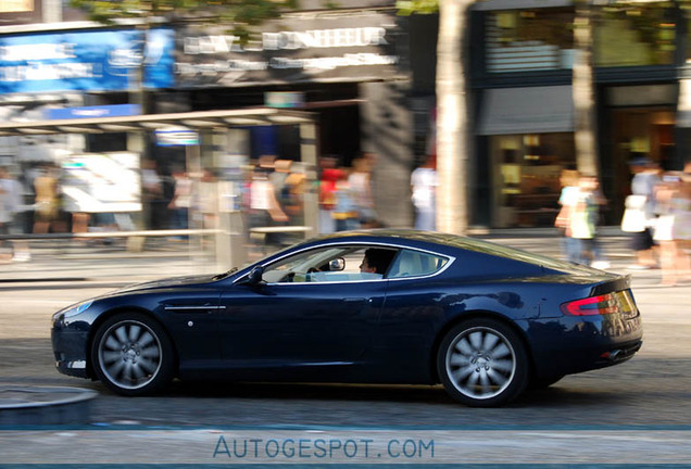 Aston Martin DB9