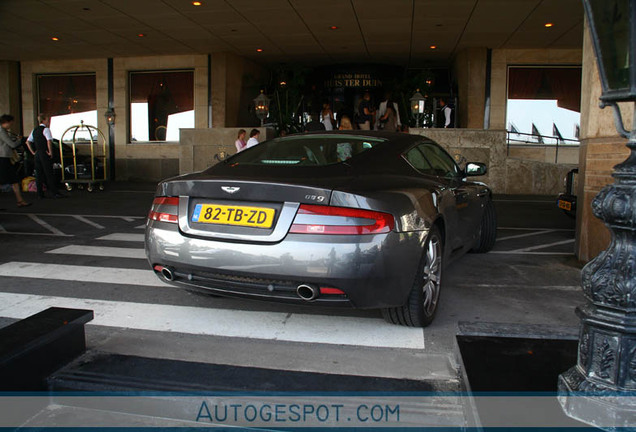 Aston Martin DB9