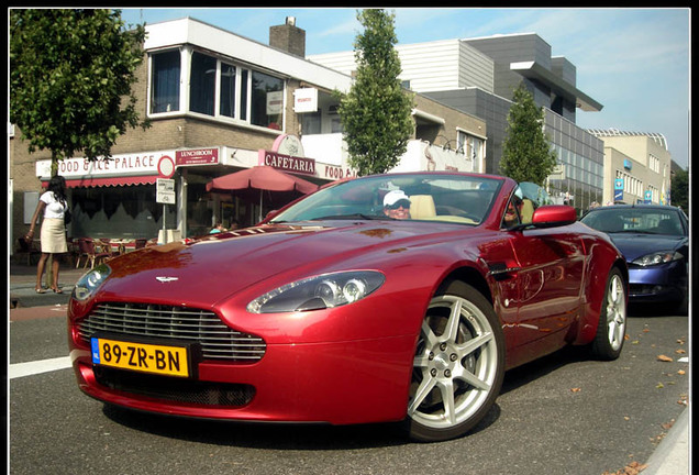 Aston Martin V8 Vantage Roadster