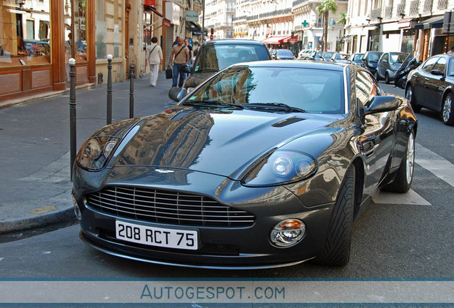 Aston Martin Vanquish S