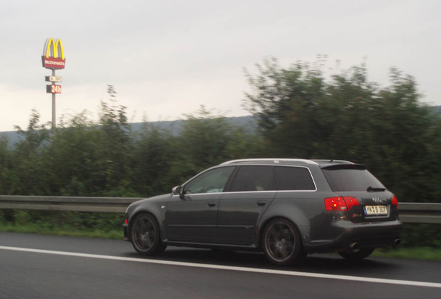 Audi RS4 Avant B7