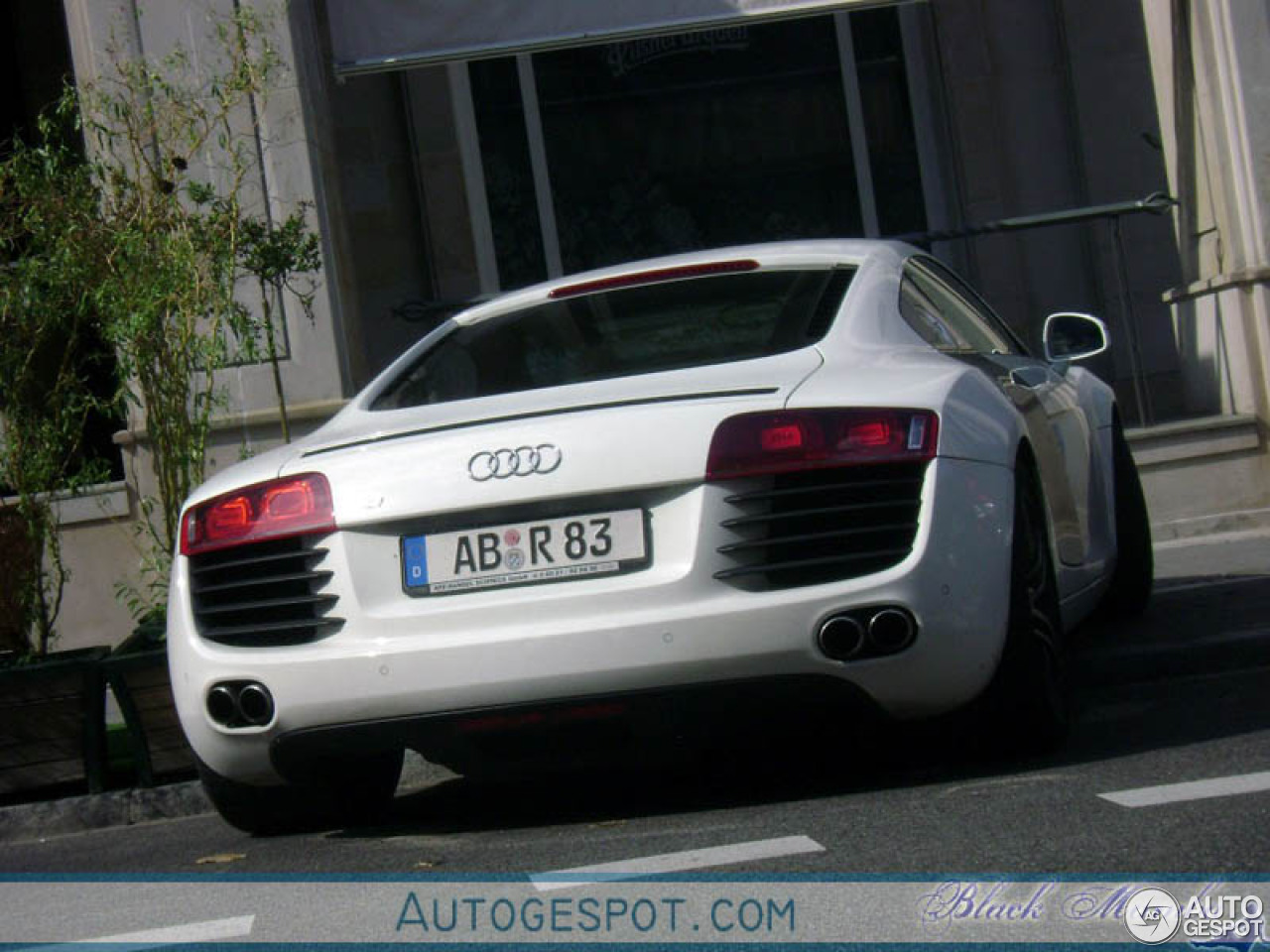 Audi R8