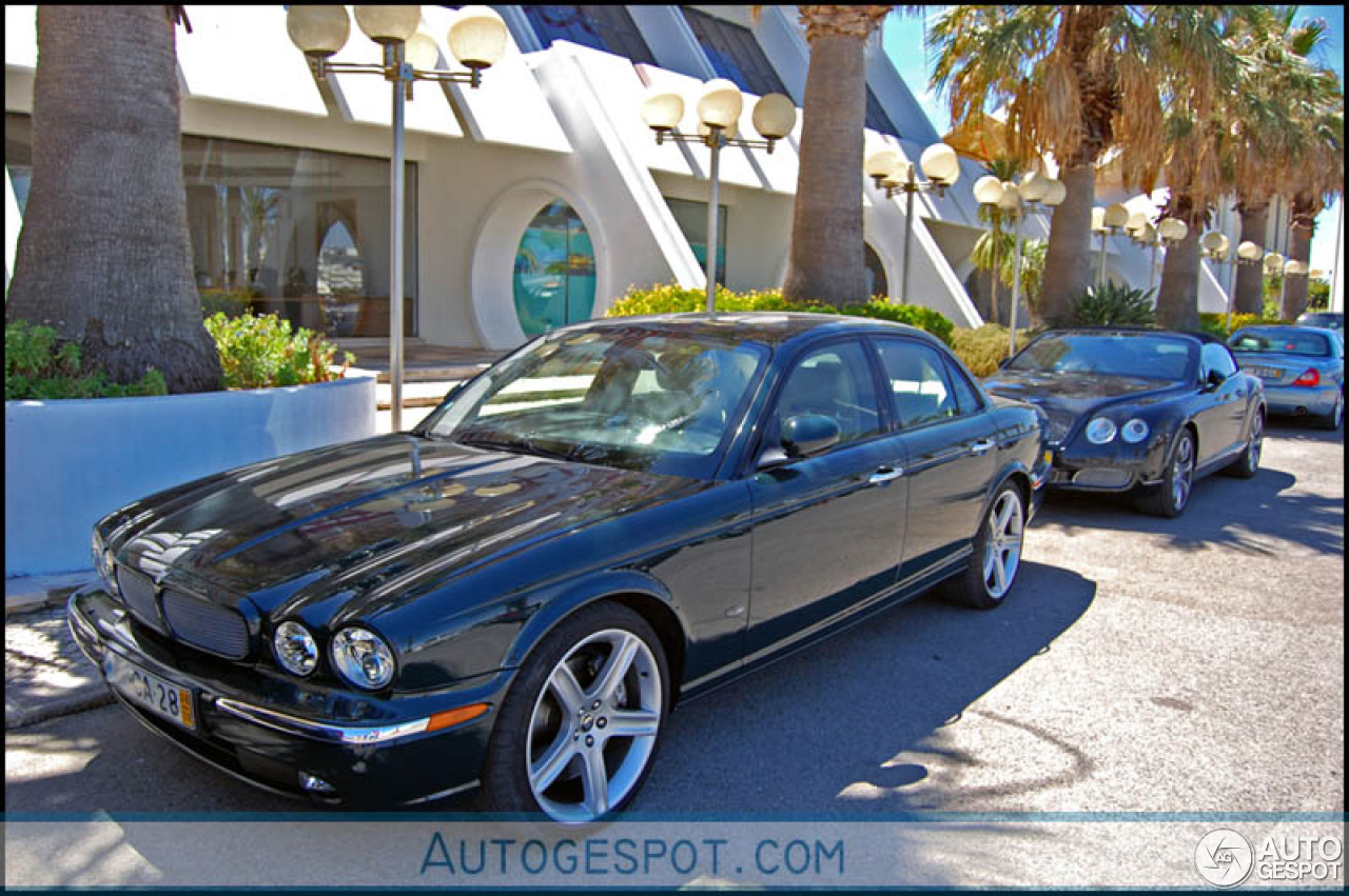 Jaguar XJR