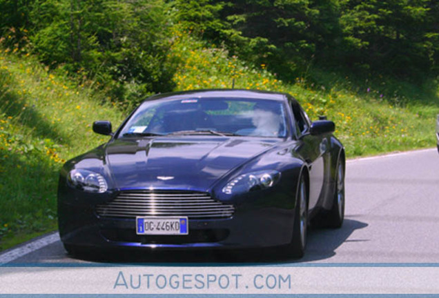 Aston Martin V8 Vantage