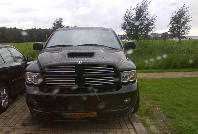 Dodge RAM SRT-10 Quad-Cab