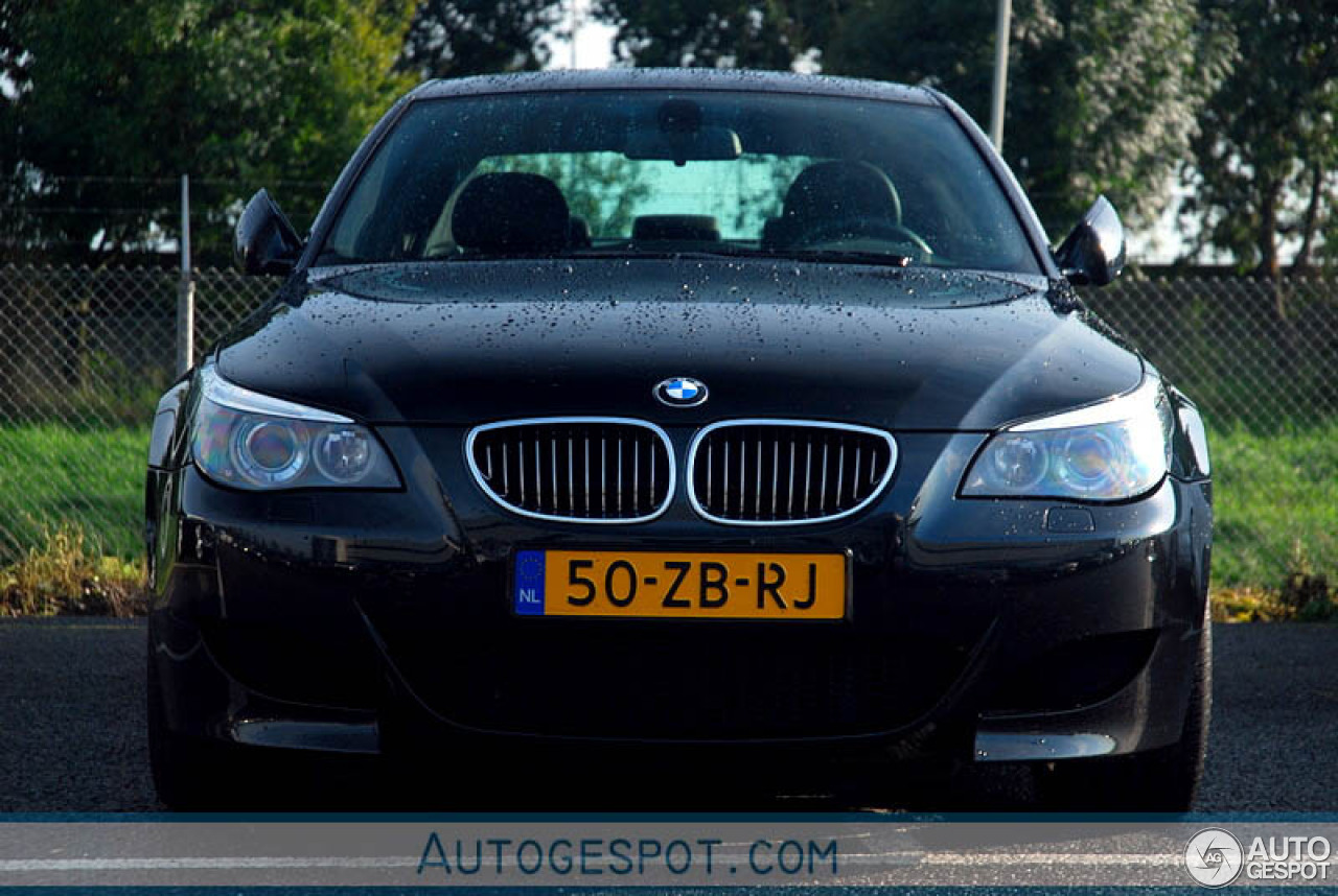 BMW M5 E60 2005