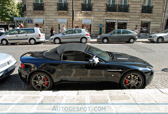 Aston Martin V8 Vantage Roadster