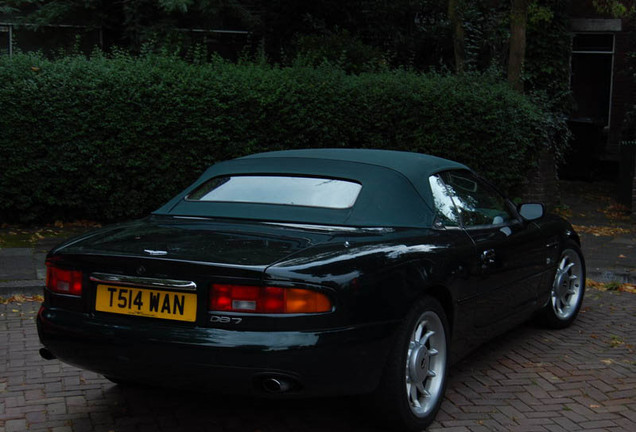 Aston Martin DB7 Volante