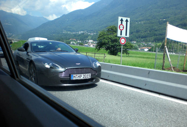 Aston Martin V8 Vantage