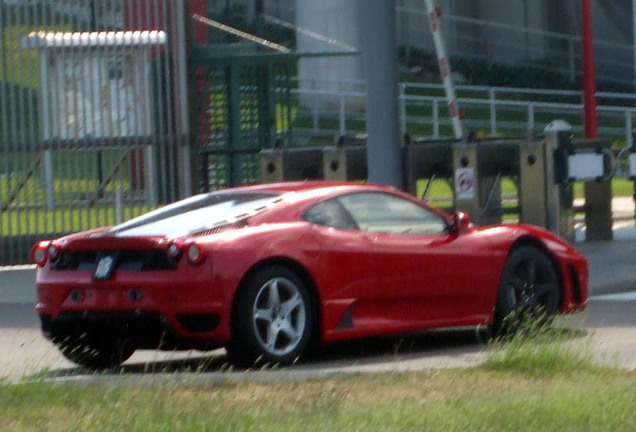 Ferrari 458 Italia Mule