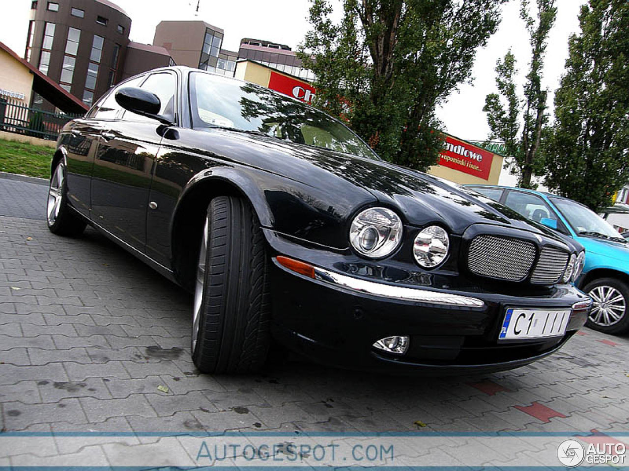 Jaguar XJR