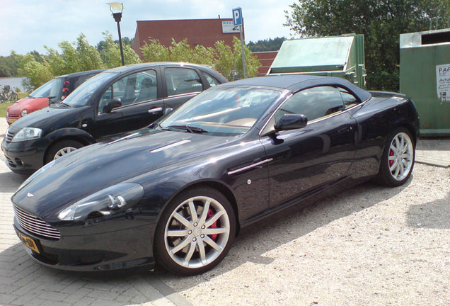 Aston Martin DB9 Volante